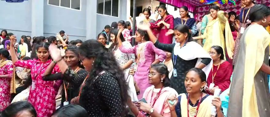 Students dancing in the audience at Talentia ’26